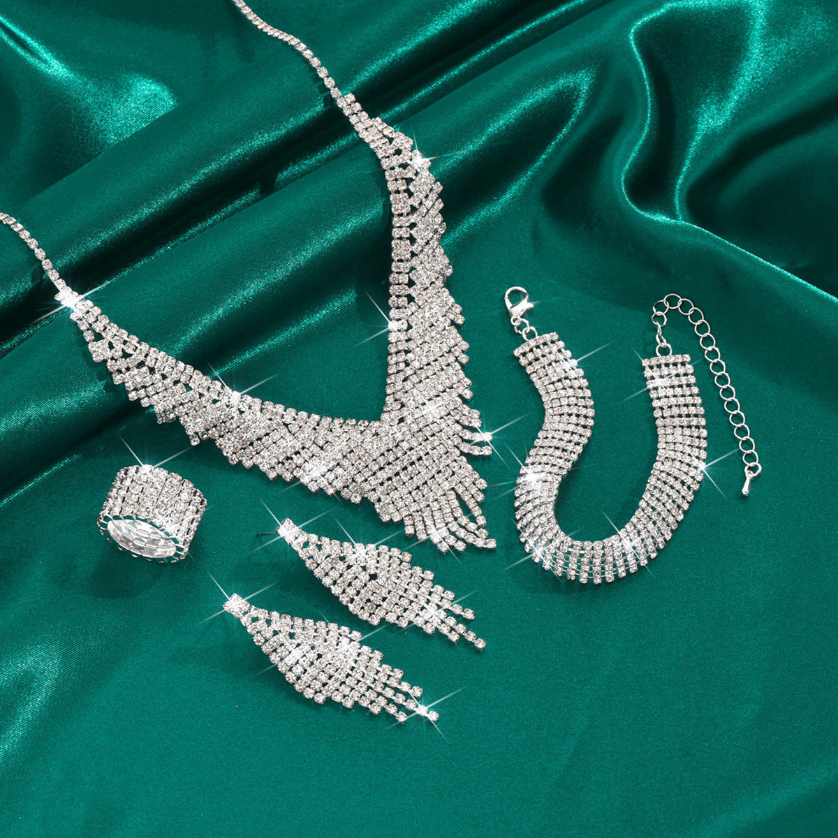 Women’s Rhinestone Jewelry Set – Necklace, Earrings, Bracelet & Ring