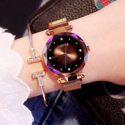 Women’s Fashion Quartz Watch – Creative Magnet Strap, Floral Cut Mirror Design