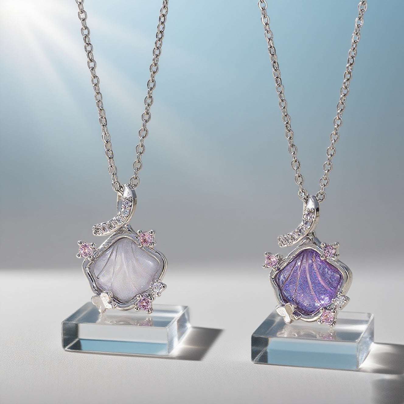 Elegant Shell Pendant Necklace for Women.